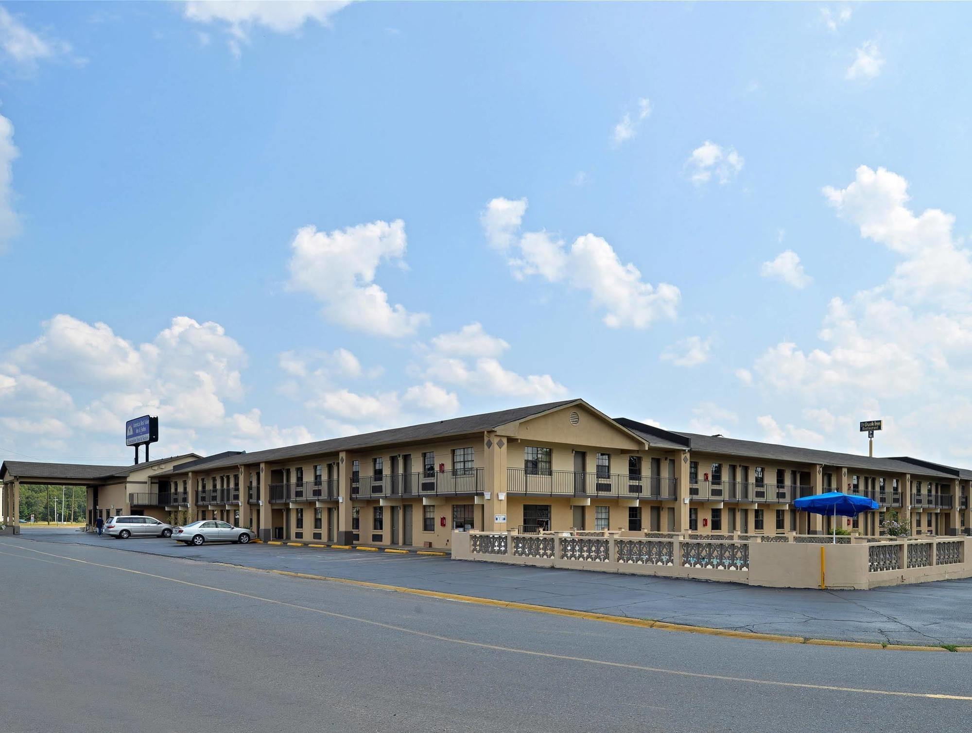 阿卡德尔菲亚美国最有价值旅馆汽车旅馆 外观 照片